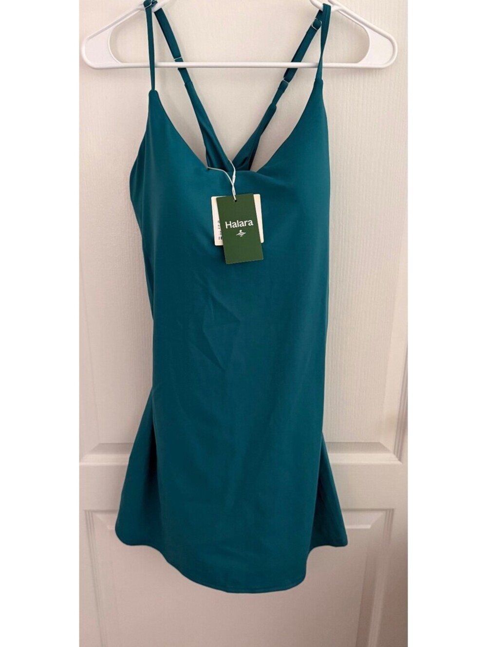 Halara Cross Back Active Dress Size Large DD-F NWT
